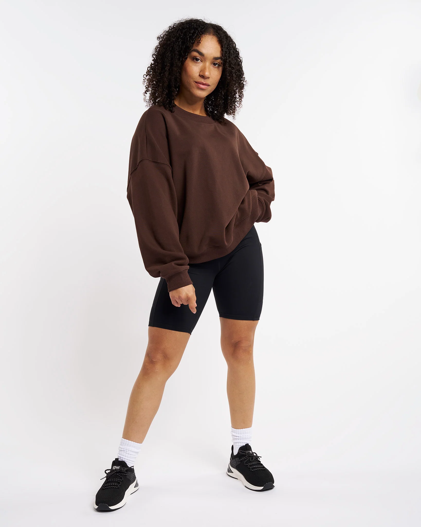 Essential High Waisted Yoga Short 8" - Image 2