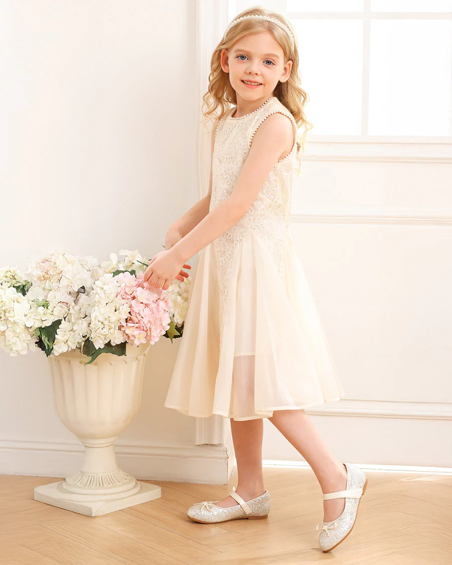 Girls Classic Mary Jane Flats with Bows - Image 4