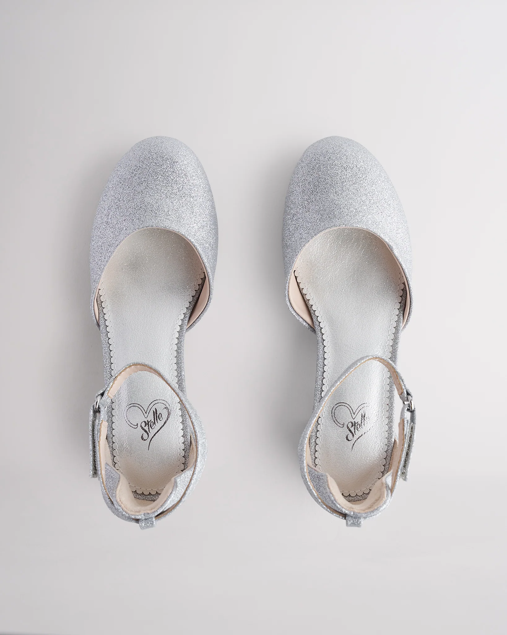 Girls Low Block Heel Dress Shoe - Image 4