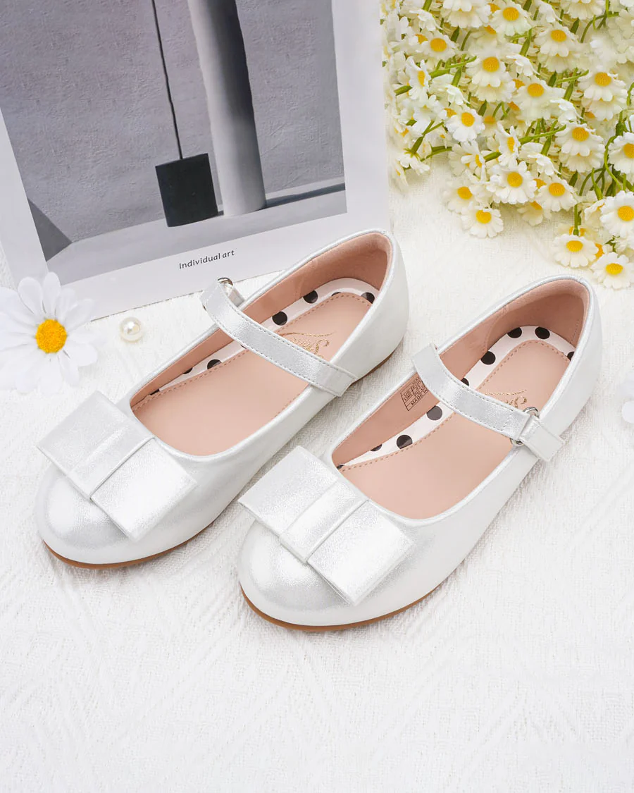 Girls Vegan Leather Mary Jane Shoe with Bows - Image 4