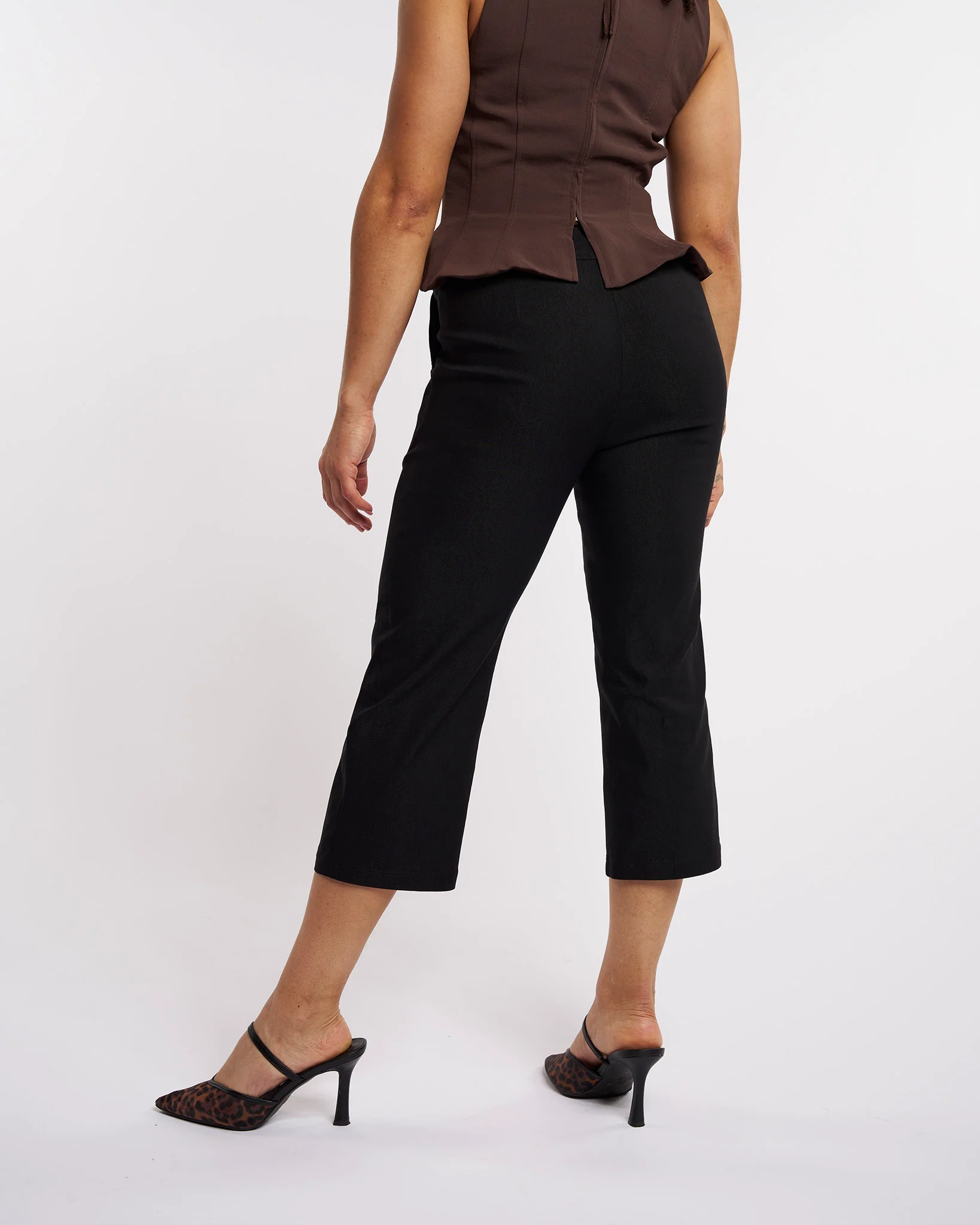 High-Rise Stretch Capri Pant - Image 3
