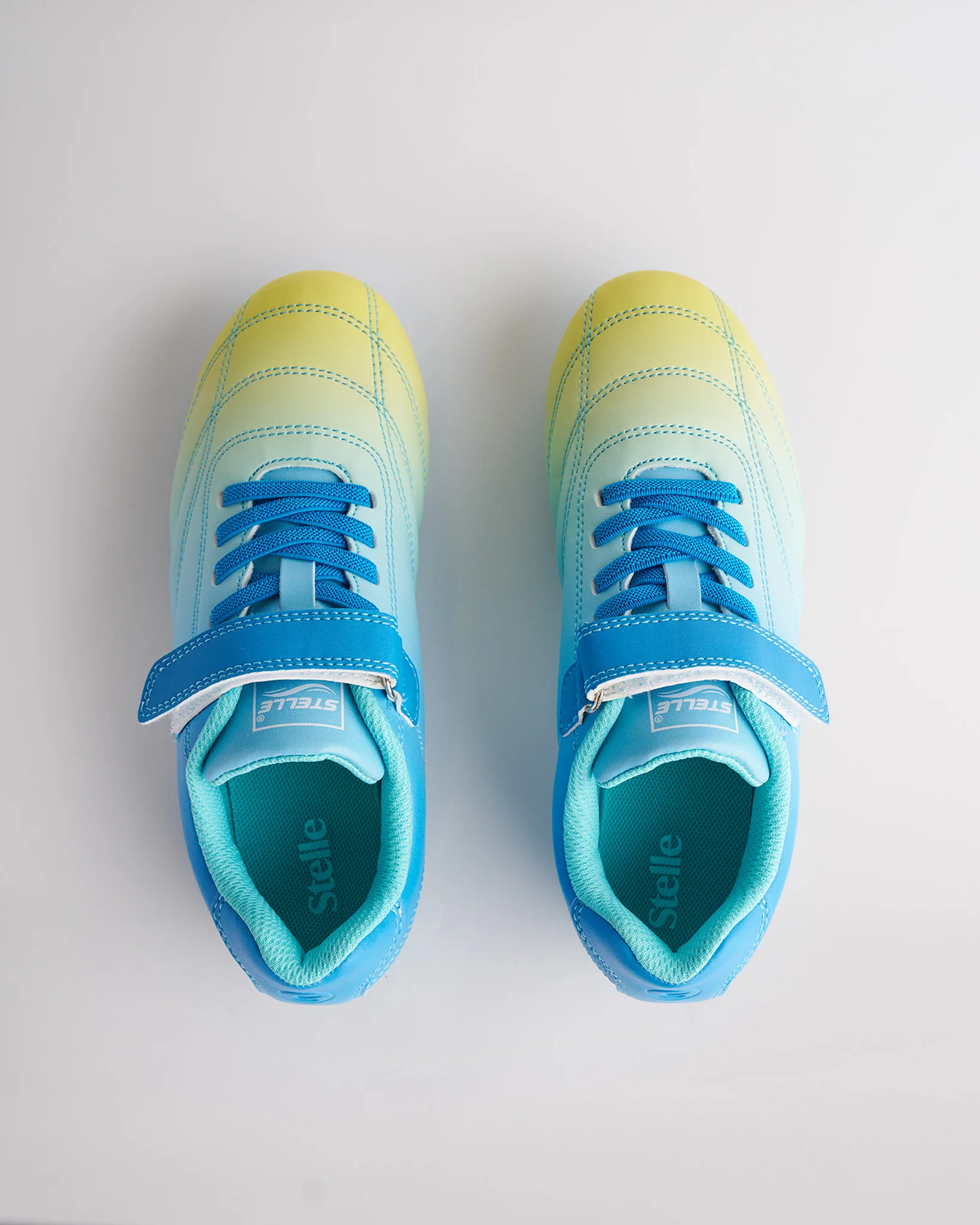 Kids StelleClub Hook&Loop Multi Ground Cleat - Image 3