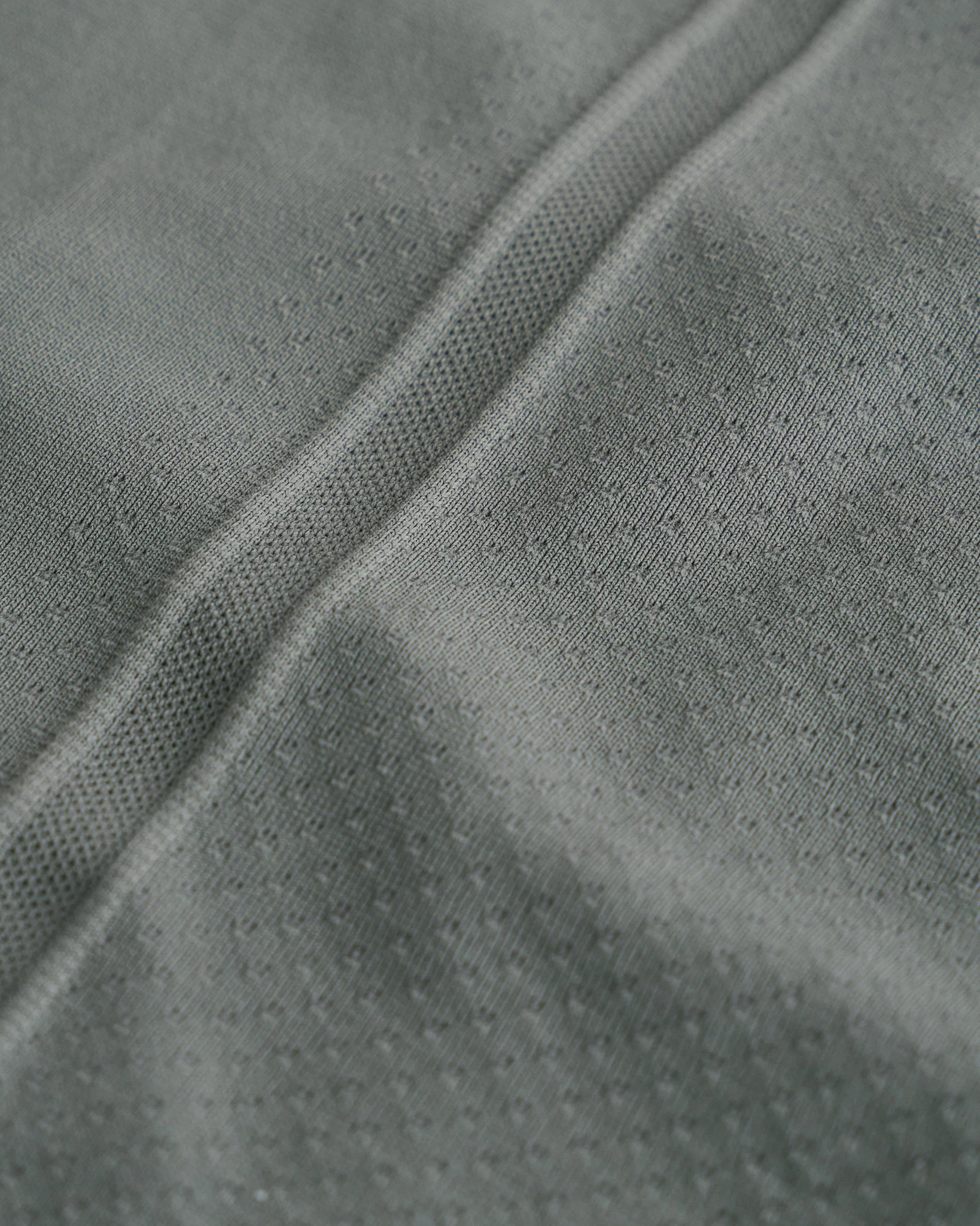 Short-Sleeve Seamless Top - Image 6