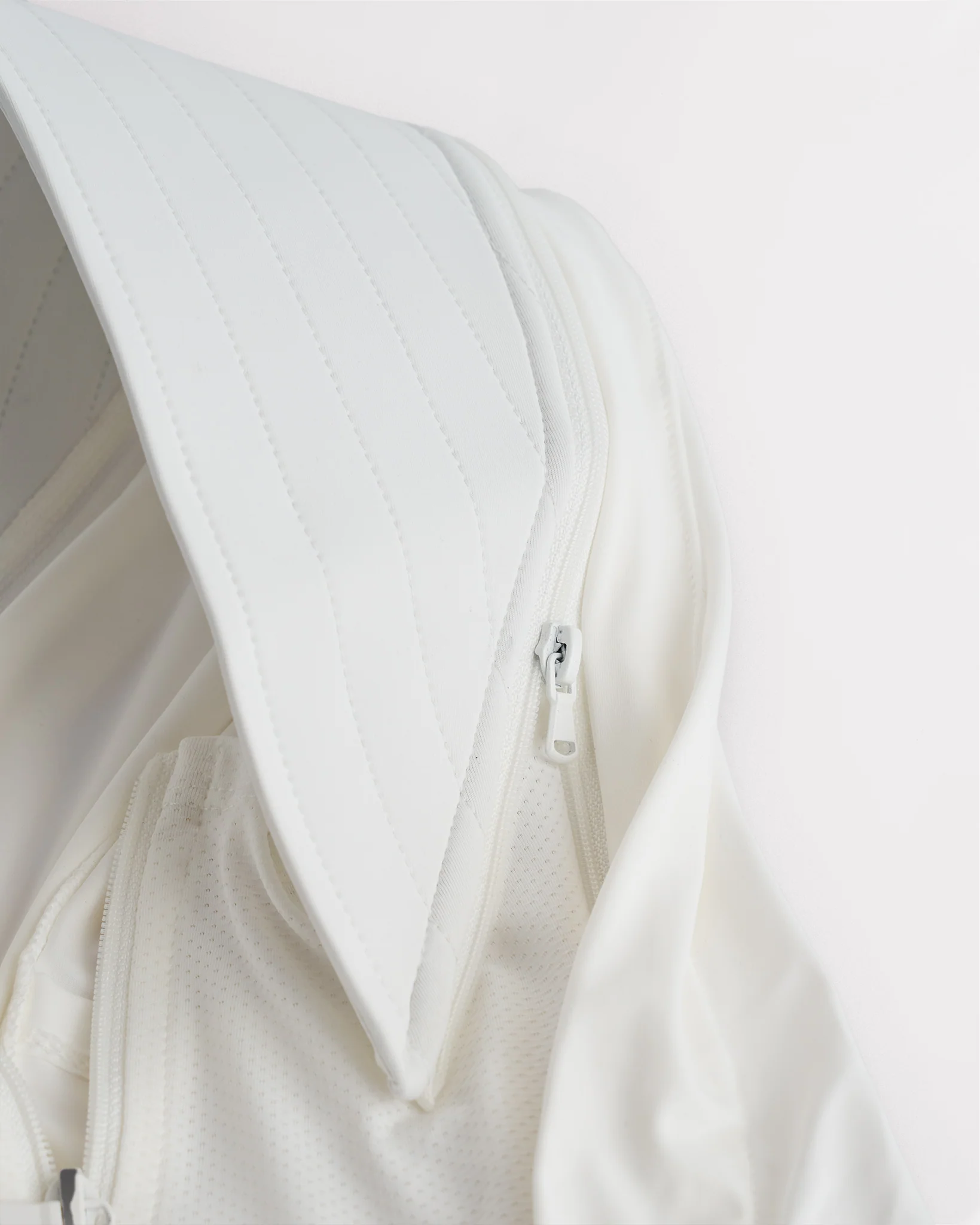 UV-Protective Jacket - Image 7